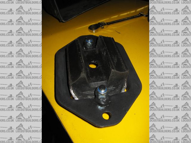 Rescued attachment gearbox mount2.jpg
